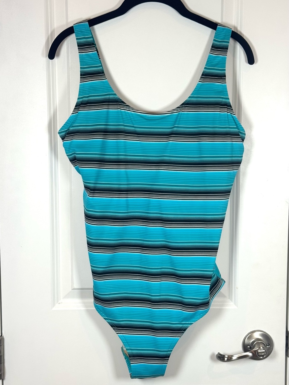 L.L.Bean BeanSport One Piece Bathing Suit Swimsuit Blue Stripe UPF50 L Tank Swim